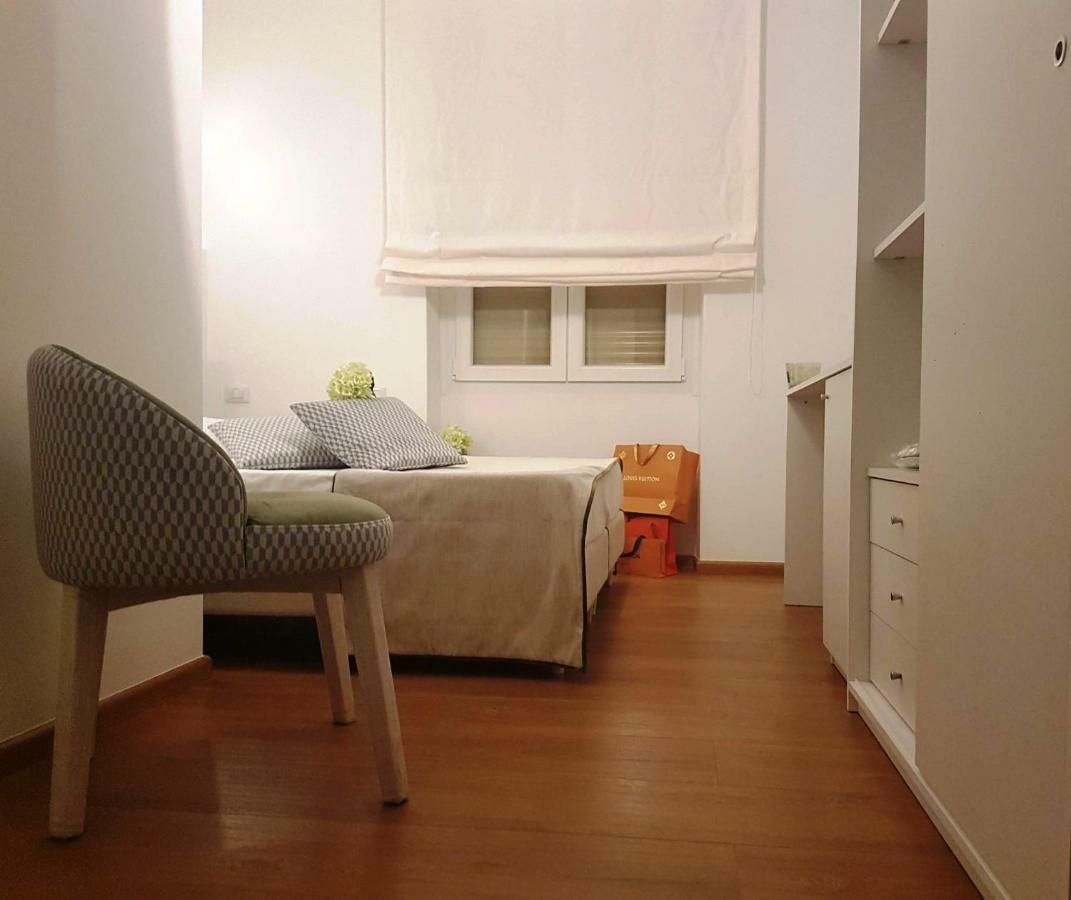 B&B Home Flowers Milano Exterior photo